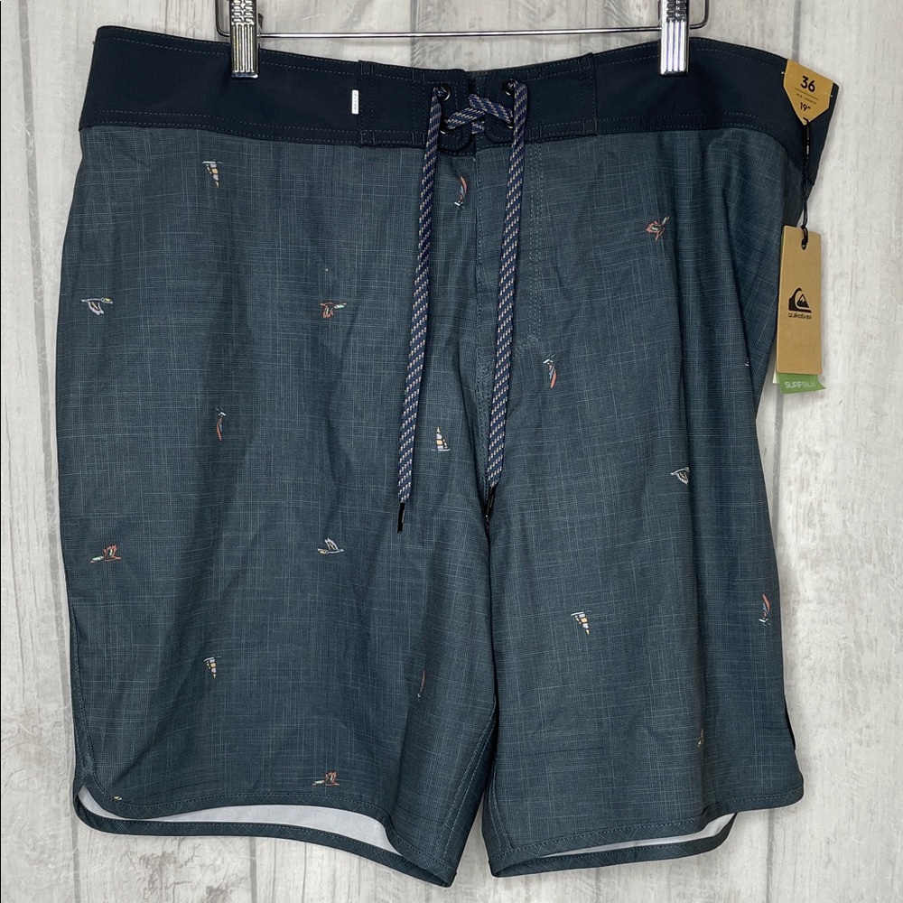 Quiksilver Surfsilk Mystic Sessions Boardshorts.